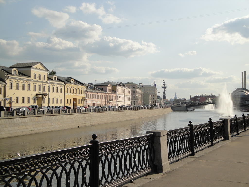 Kadashevskaya Hotel Moskou Buitenkant foto